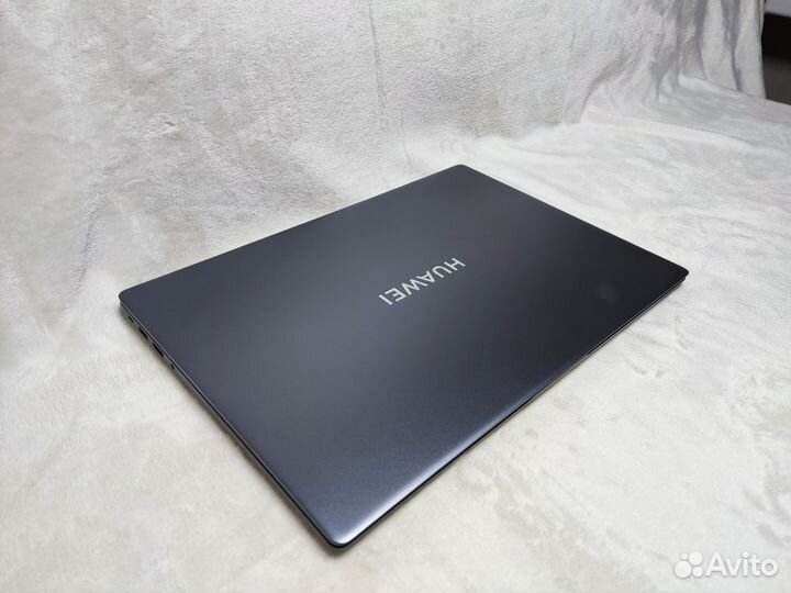 Huawei MateBook D16 I5 12450H 16/1024