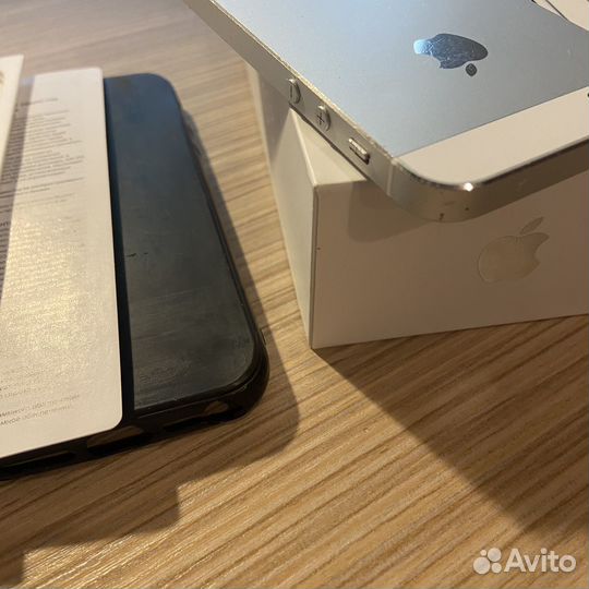 iPhone 5S, 16 ГБ