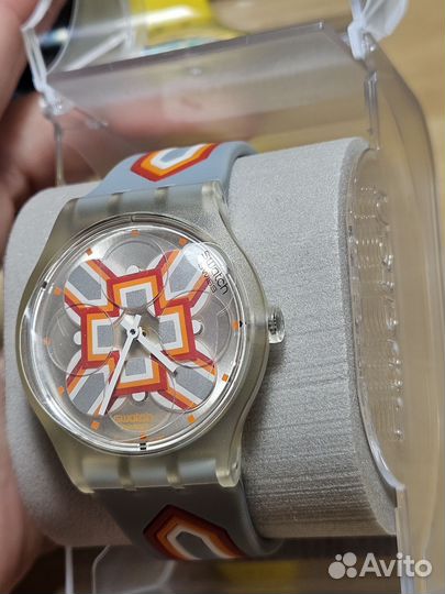Часы Swatch AG новые Свотч