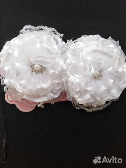 Банты школьные, белые и аксессуары для школьниц