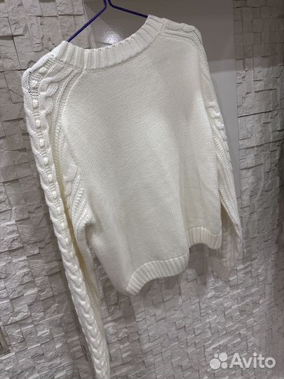Свитер женский