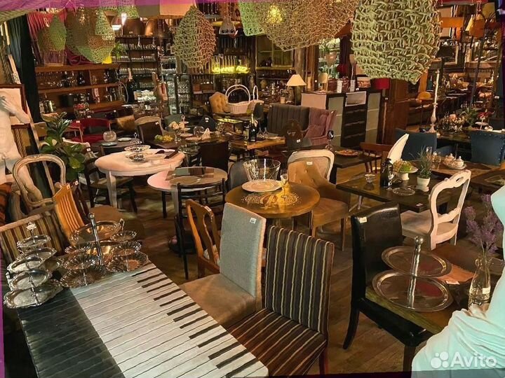 Свет и декор для кафе