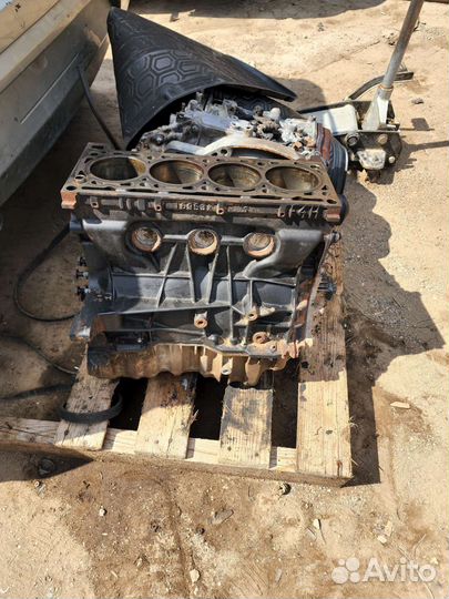 Блок цилиндров F4RE410 на Рено Дастер 2.0 АКПП