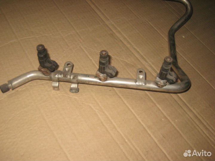 Топливная рампа Mercedes ML W163 3.2 бензин