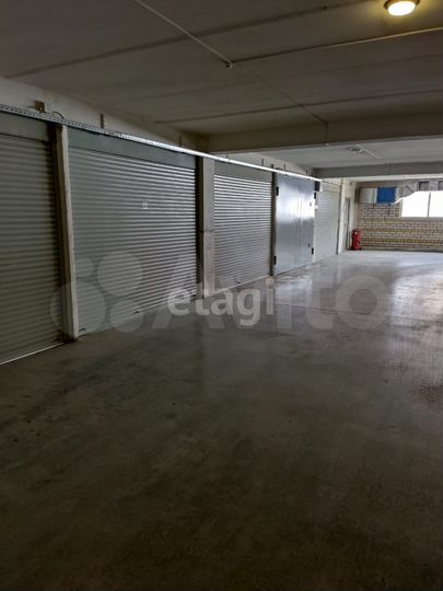 Машиноместо, 18 м²