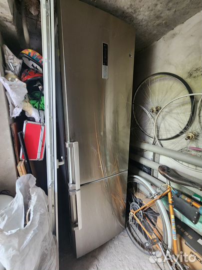 Холодильник Samsung на запчасти