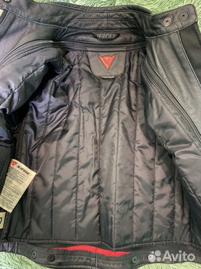 Мотокуртка женская кожаная dainese