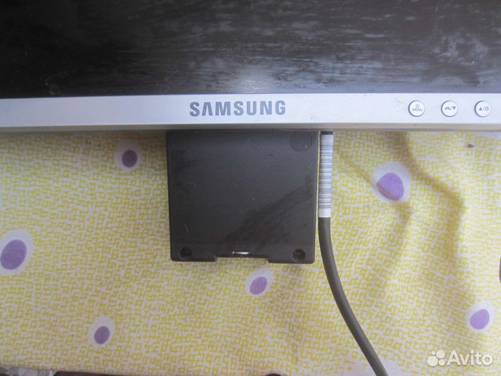 Монитор Samsung 740 N