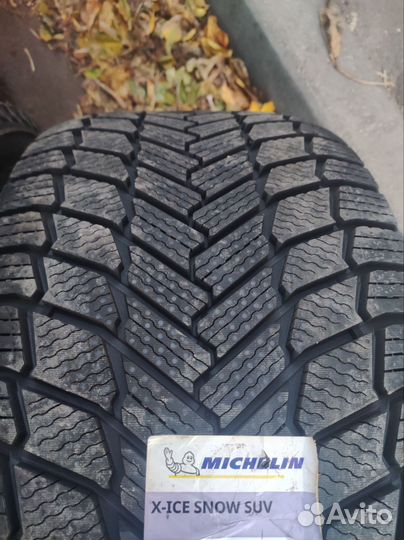 Michelin X-Ice Snow 275/45 R21 110T