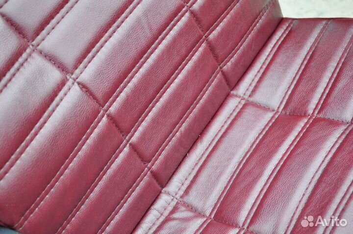 Офисное кресло 