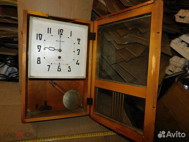 Старинные, механические часы Янтарь СССР