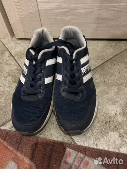 Кроссовки fess 41 размер