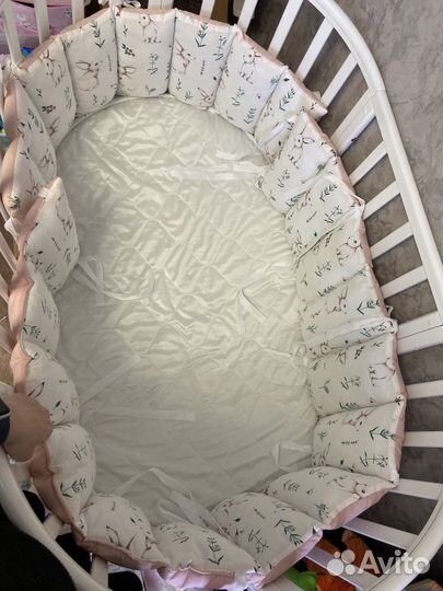 Бортики для круглой и овальной кроватки