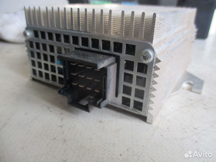 Преобразователь напряжения Volvo 20724975