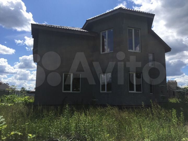 Дом 292 м² на участке 11 сот.