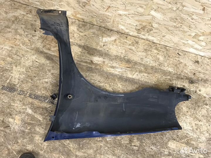 Крыло переднее правое renault clio 2 Symbol