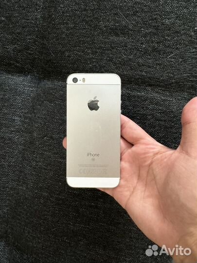 iPhone SE, 32 ГБ