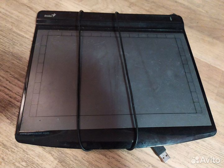 Графический планшет Genius на запчасти
