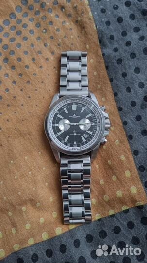 Часы Jasques Lemans