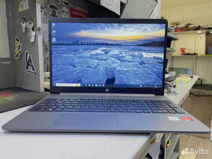 Ноутбук HP Silver3050/4Gb/SSD128Gb