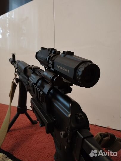 Коллиматорный прицел и магнифер военной серии