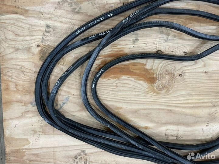 Audi A4 B7 B6 уплотнитель дверного проема и багажн