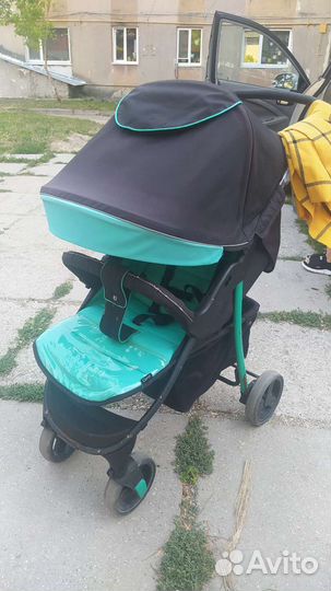 Прогулочная коляска