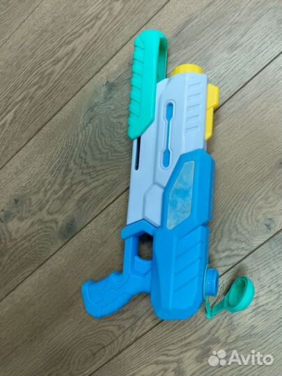 Водяной пистолет