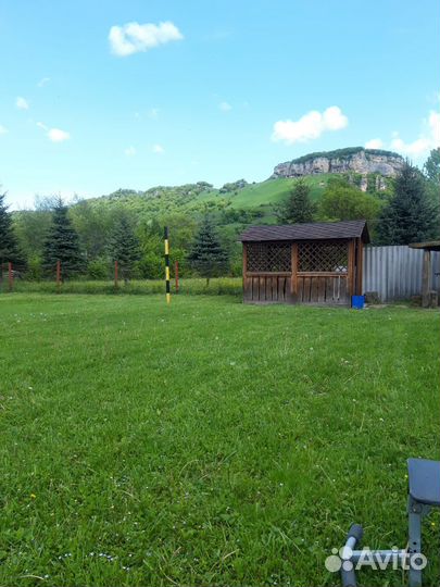 База отдыха с теплым бассейном