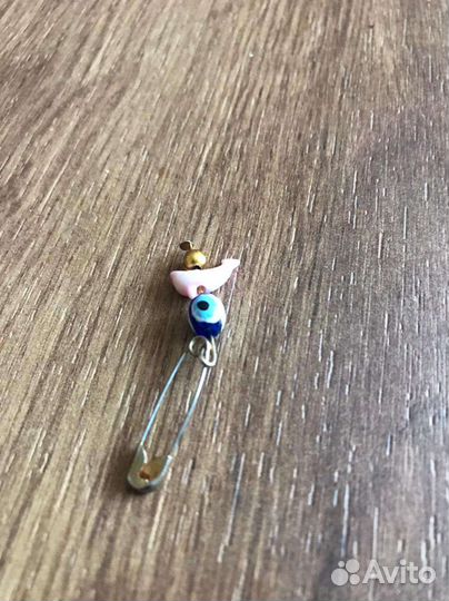 Брошь