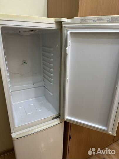 Холодильник samsung