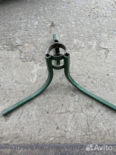 Подставка для елки