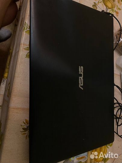 Ноутбук asus F553M