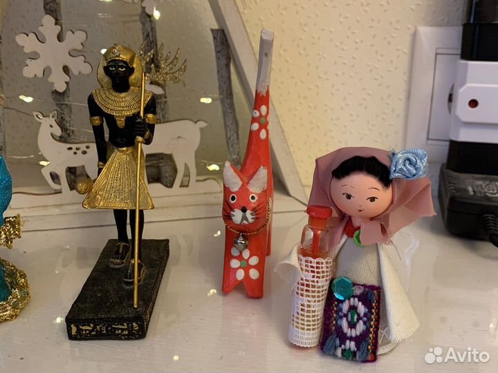 Куклы и статуэтки из разных стран