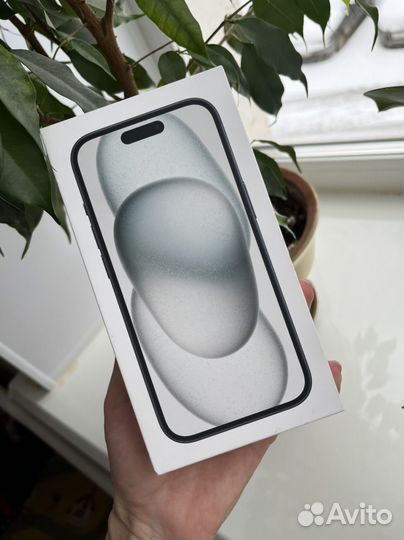 iPhone 15, 128 ГБ