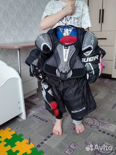 Вешалка для хоккейной формы