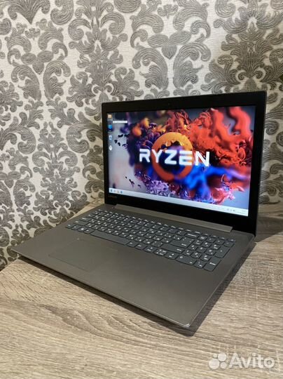 Игровой ноутбук ryzen 5/Rx 540/512 SSD/8 озу