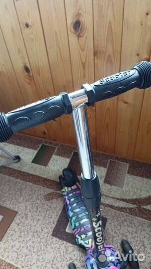 Самокат детский трехколесный