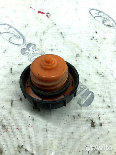 Пробка заливной горловины приора