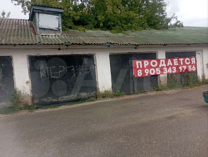 Гараж, > 30 м²