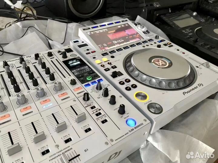 В наличии) CDJ 3000 + DJM 900 - белые