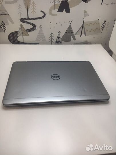 Ноутбук Dell E7240