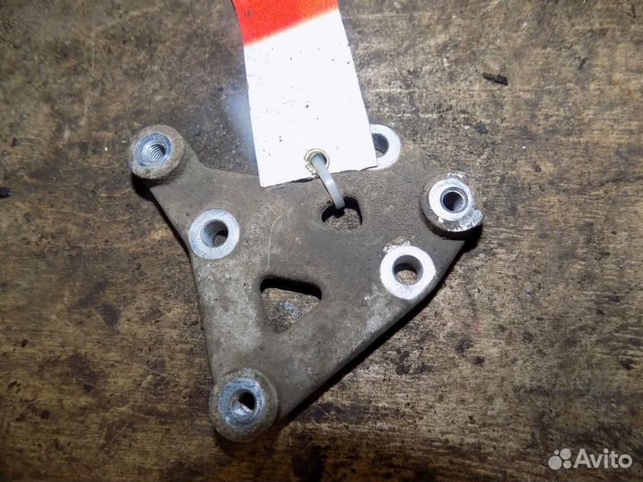 Кронштейн (сопут. товар) Aveo (T250) 2005-2011