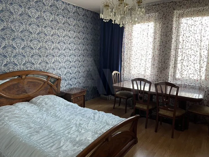 2-к. квартира, 56 м², 12/17 эт.