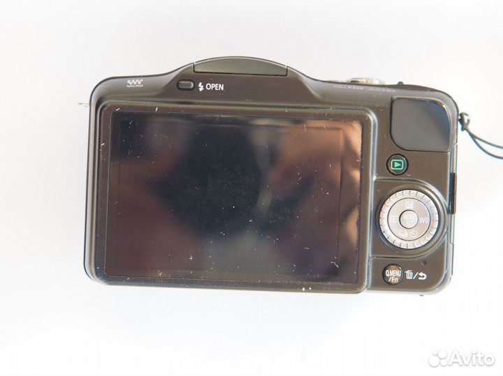 Panasonic Lumix GF3 (body) + 2 АКБ, зарядное