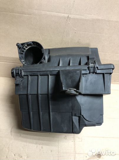 Корпус воздушного фильтра Фольксваген Т4