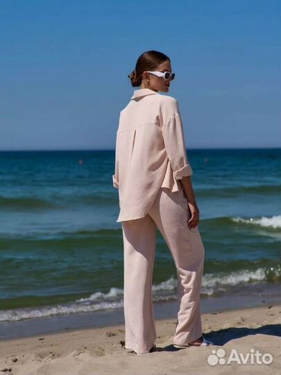 Костюм женский