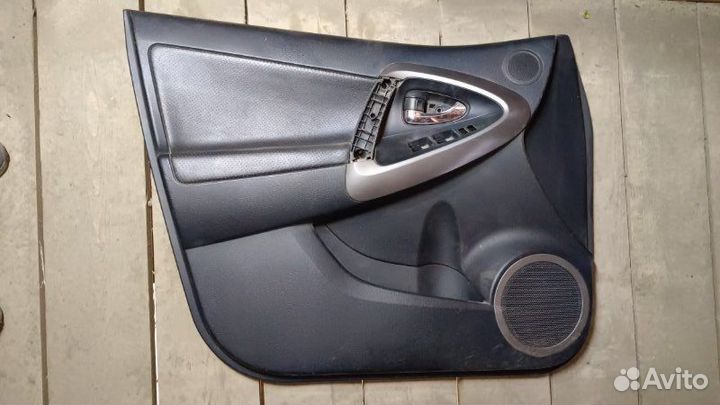 Дверные карты Toyota Rav4 30 2.0 2009
