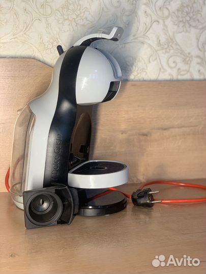 Кофемашина Dolce Gusto