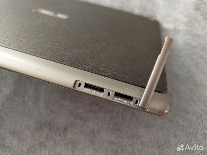 Планшет asus Zen Pad 10 (Z300CG) 16Gb, 3G
